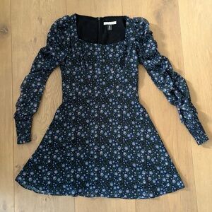 Floral Long Sleeve mini Dress